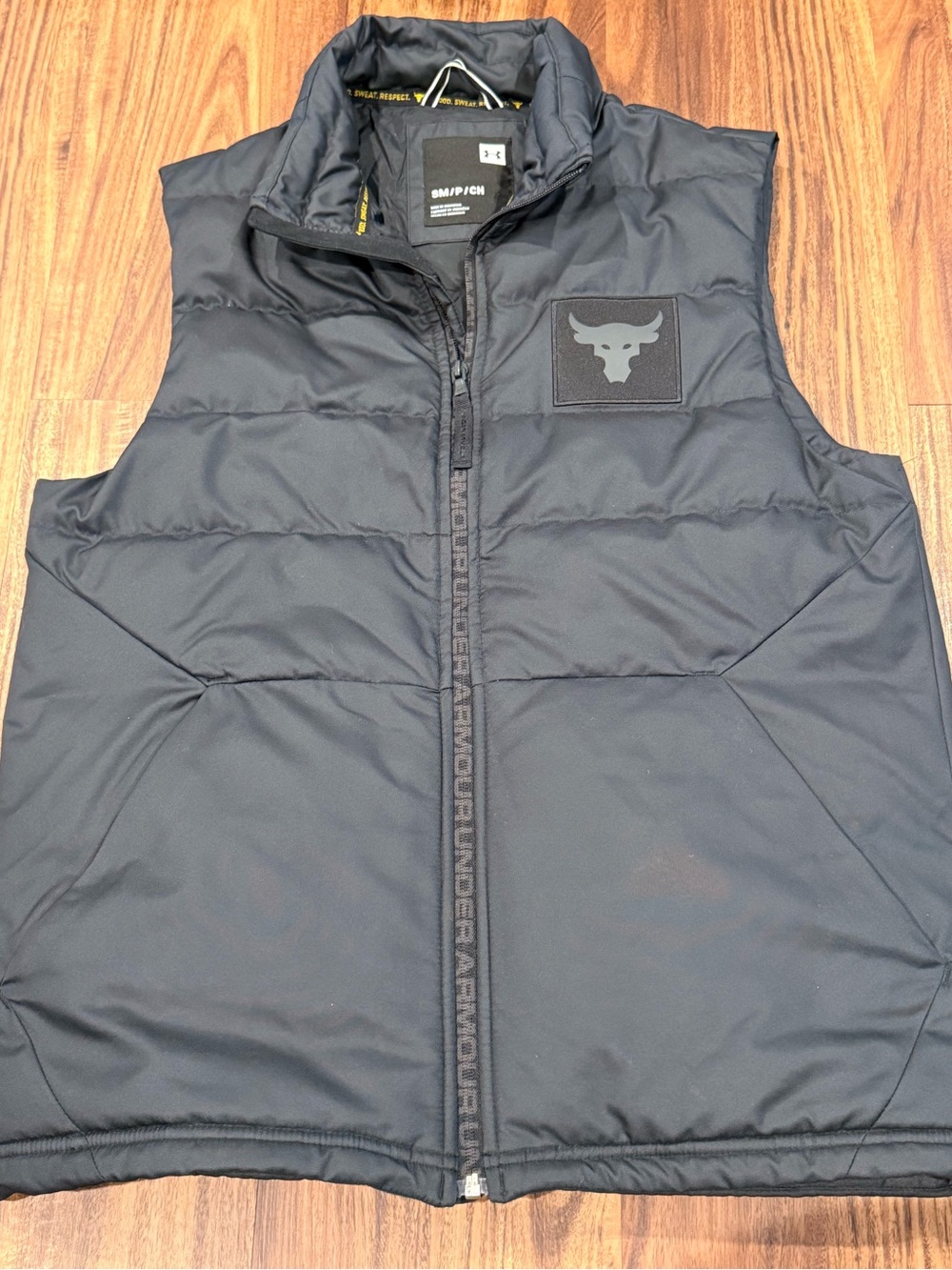 Under Armour Project Rock Black Heavyweight Puffer Vest Men’s Size S